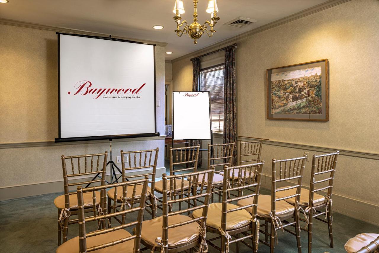 Baywood Conference And Lodging Center 科里奥波利斯 外观 照片